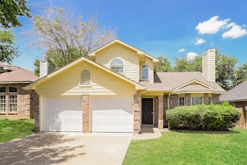 5708 Stone Meadow Ln Fort Worth, TX 76179